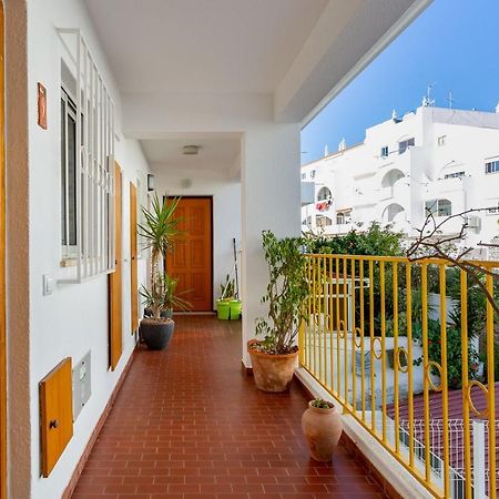 Typical T2 In Albufeira W/ Balcony By Lovelystay 외부 사진